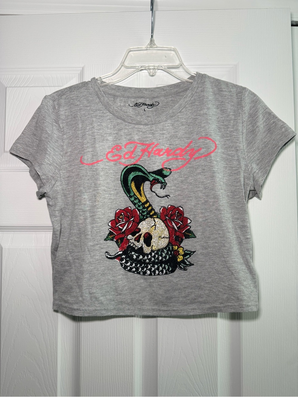 Ed Hardy Y2K Gray Graphic Cropped Tee with Snake & Roses